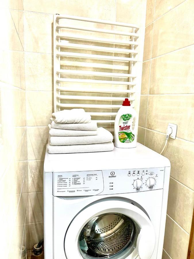 Atlant Luxury Family Apart Поряд З Тц Депот, Безконтактне Заселення Tsjernivsi Buitenkant foto
