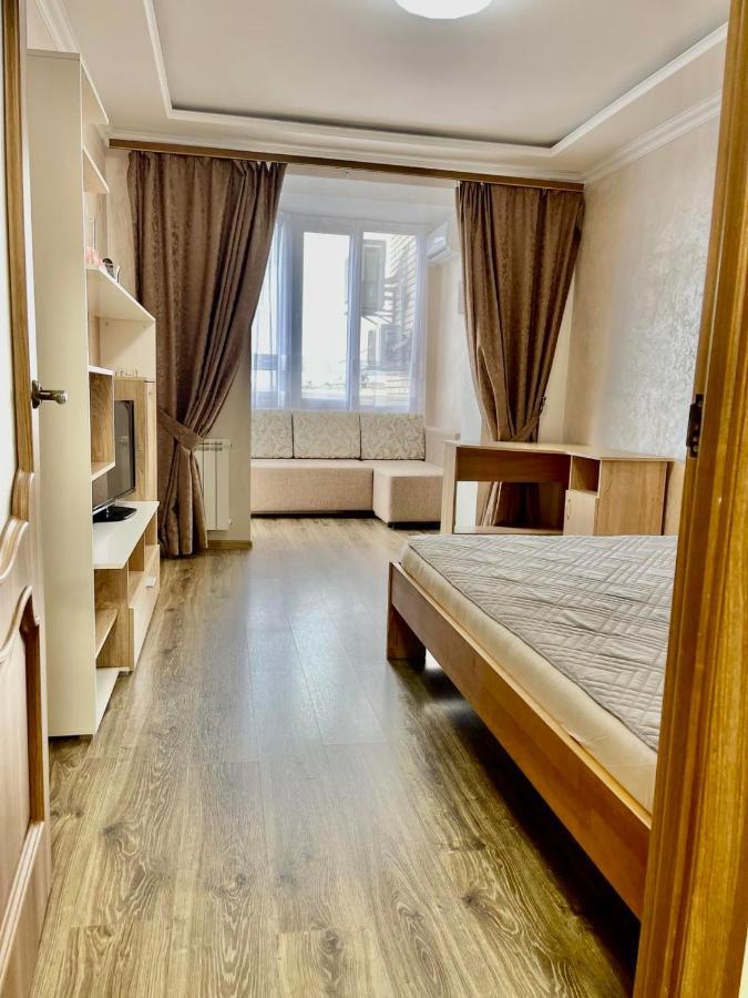 Atlant Luxury Family Apart Поряд З Тц Депот, Безконтактне Заселення Tsjernivsi Buitenkant foto