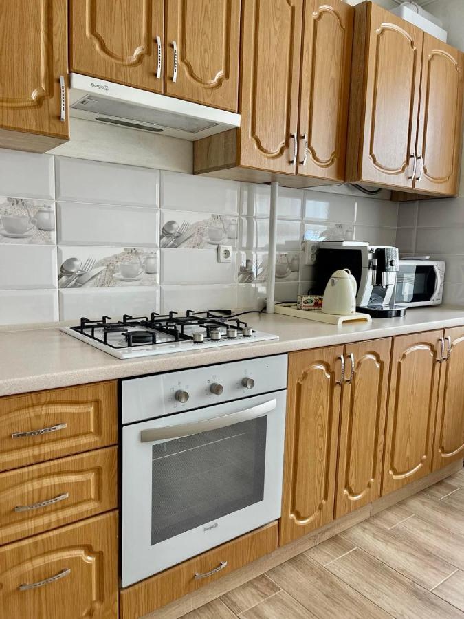 Atlant Luxury Family Apart Поряд З Тц Депот, Безконтактне Заселення Tsjernivsi Buitenkant foto