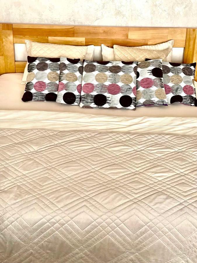Atlant Luxury Family Apart Поряд З Тц Депот, Безконтактне Заселення Tsjernivsi Buitenkant foto